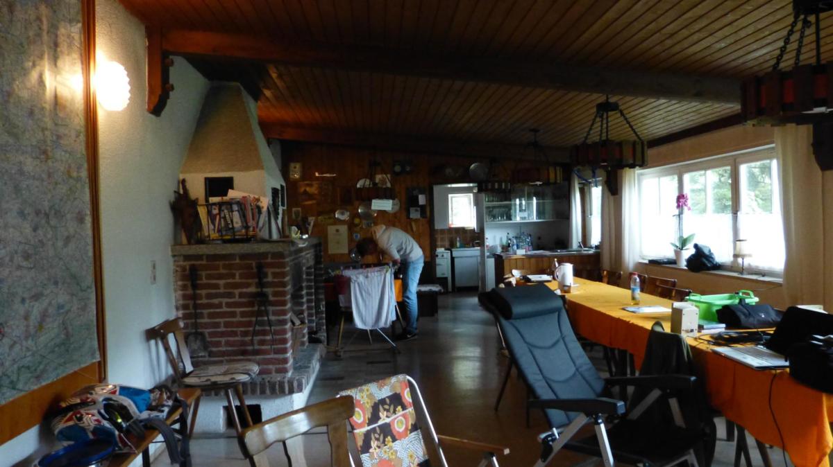 5b8412e8f3e1e4960c6302dd1cfcc3e4