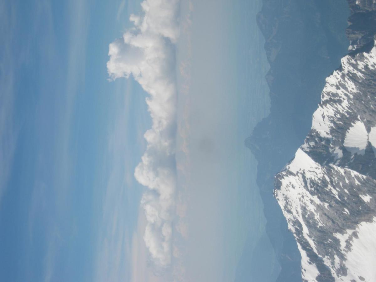 c79703c0c8a702d1ee863c077ccba7c4