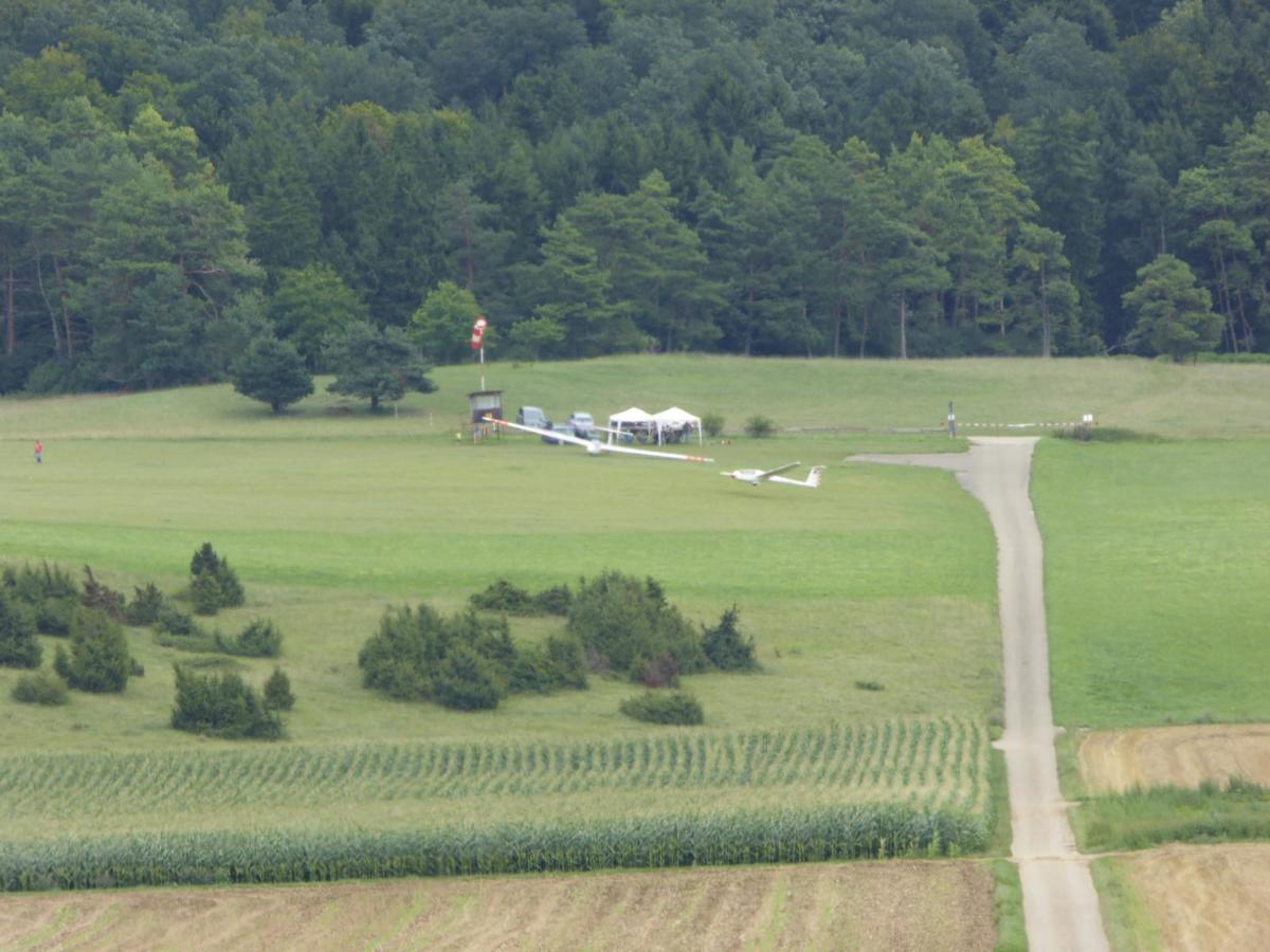 d557a7bab1f8b75e66e2663dfc017928