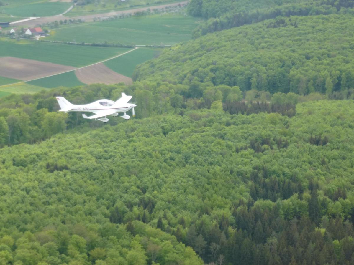 d82a07f27729862211c2e5aaf708a668